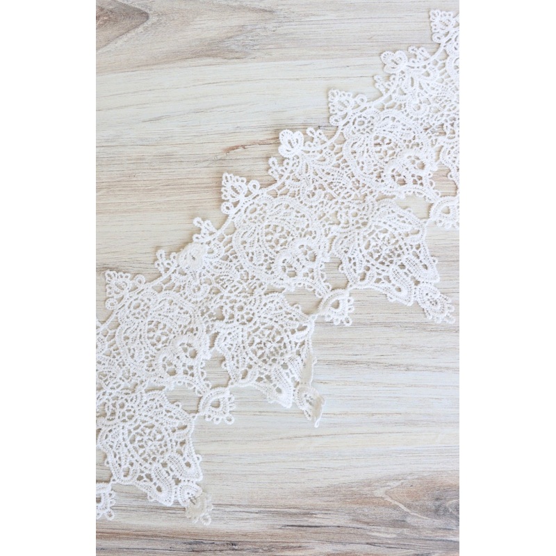 White 6 Wide Venice Lace